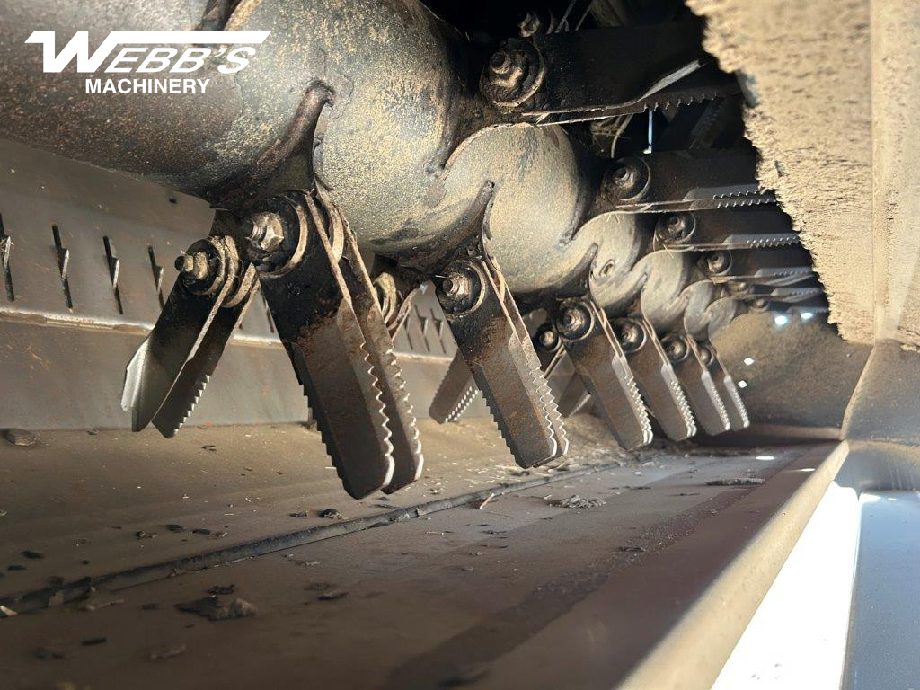 2024 New Holland CR10.90Z Combine