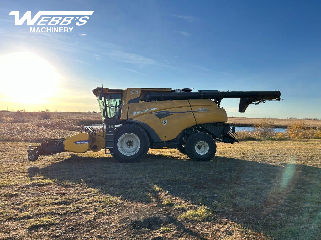 2024 New Holland CR10.90Z Combine