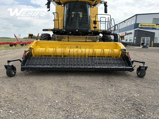 2024 New Holland CR10.90Z Combine
