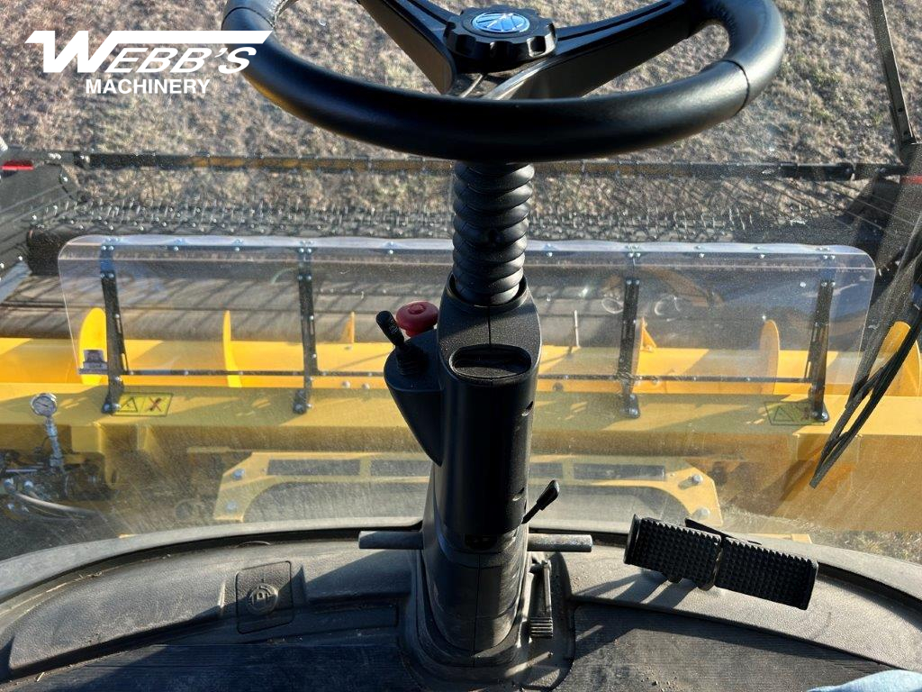 2024 New Holland CR10.90Z Combine