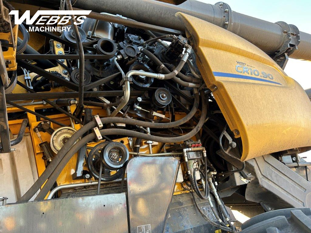 2024 New Holland CR10.90Z Combine