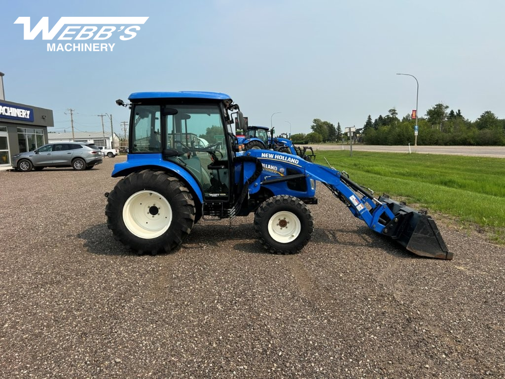 2015 New Holland Boomer 47 Tractor