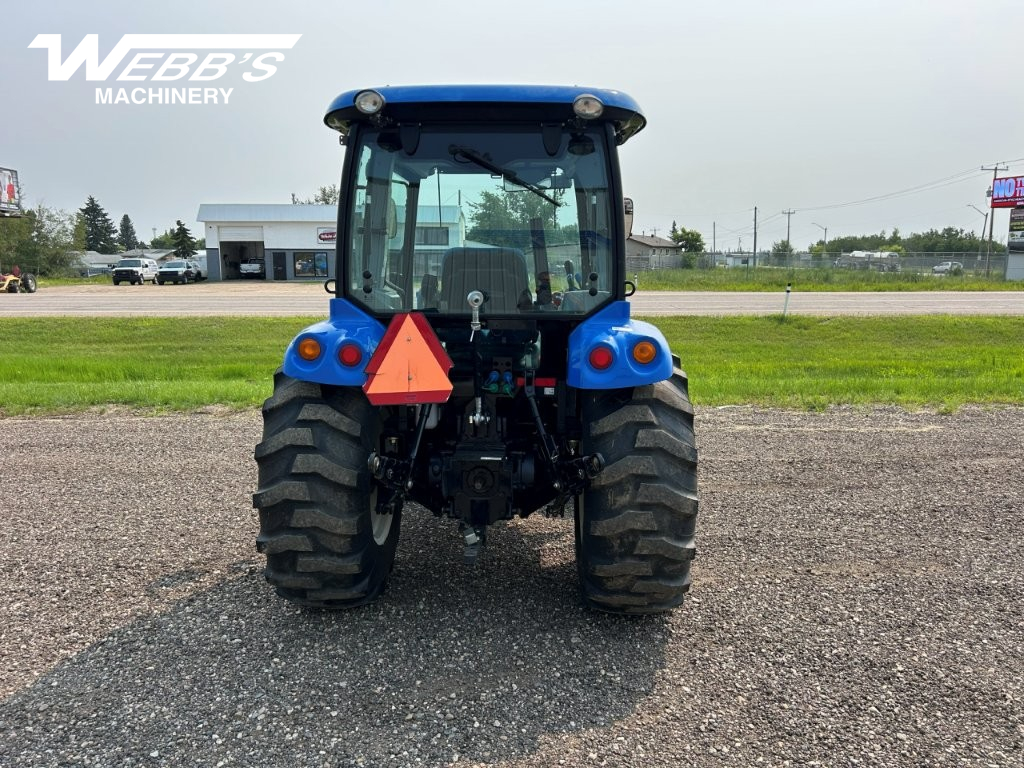 2015 New Holland Boomer 47 Tractor