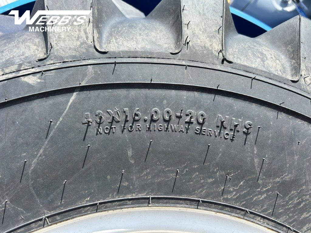 2013 New Holland Workmaster 40 Tractor