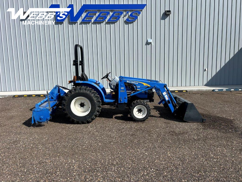 2013 New Holland Workmaster 40 Tractor