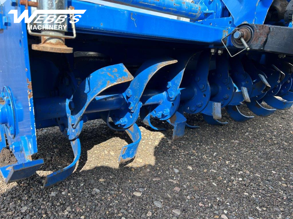 2013 New Holland Workmaster 40 Tractor
