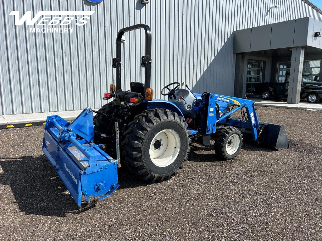 2013 New Holland Workmaster 40 Tractor