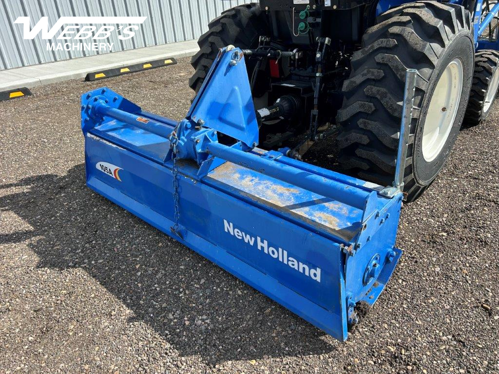 2013 New Holland Workmaster 40 Tractor