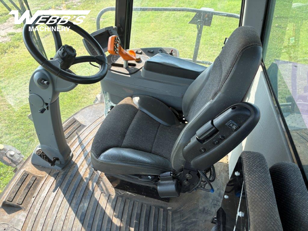 2015 Massey Ferguson WR9860 Windrower