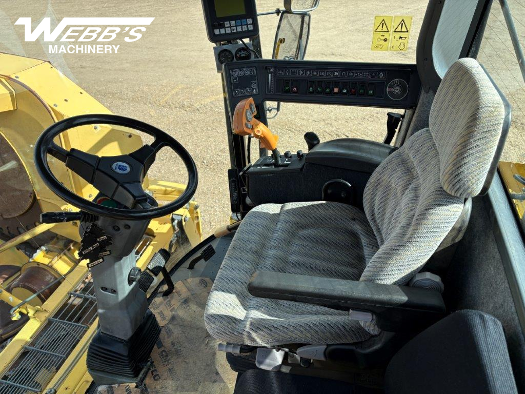 2005 New Holland FX60 Forage Harvester