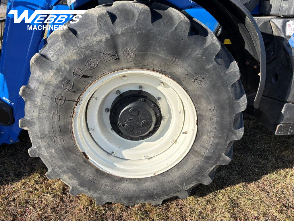 2023 New Holland T6.180 DCT Tractor