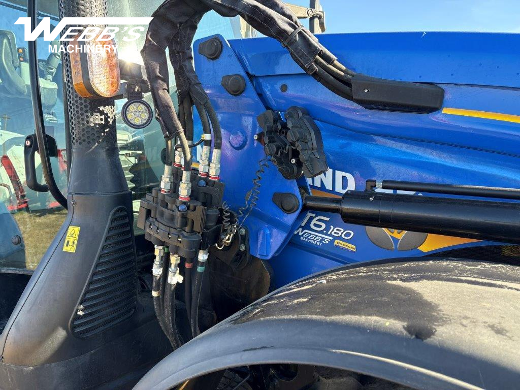 2023 New Holland T6.180 DCT Tractor