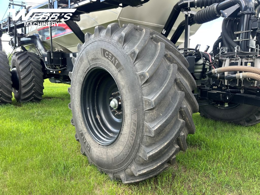 2025 Bourgault 3335-66PHD Air Drill