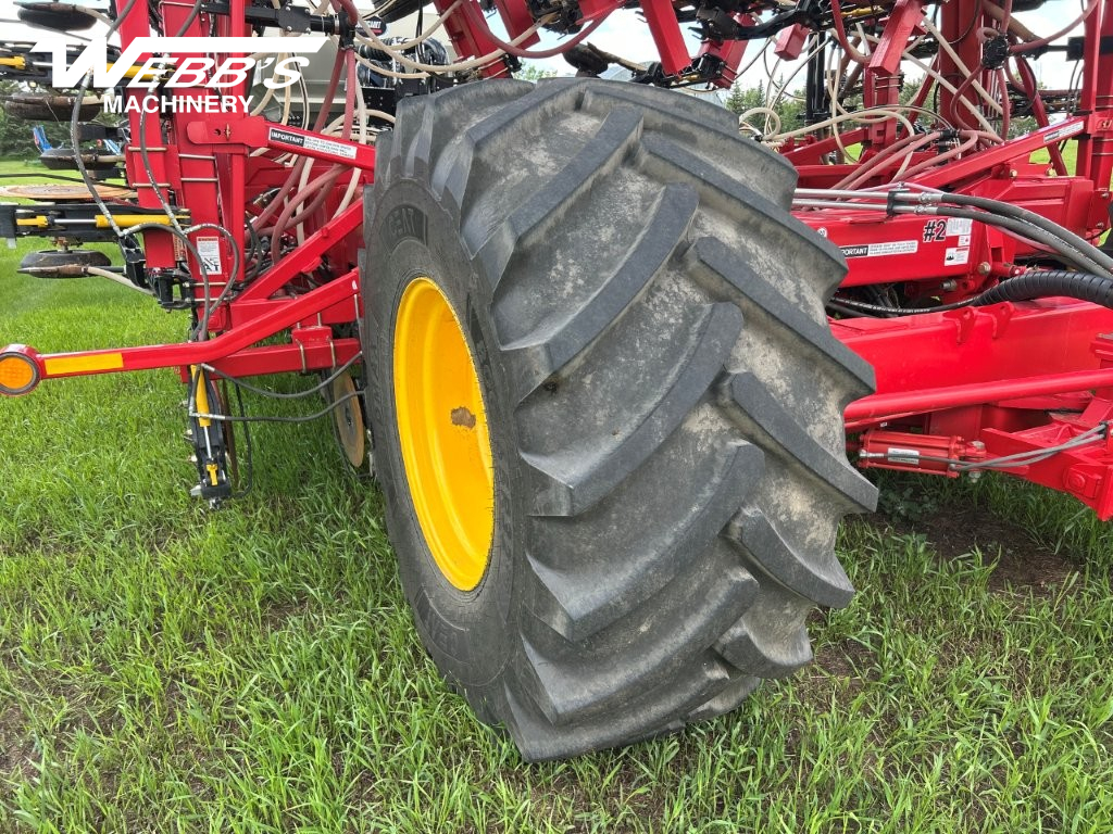 2025 Bourgault 3335-66PHD Air Drill