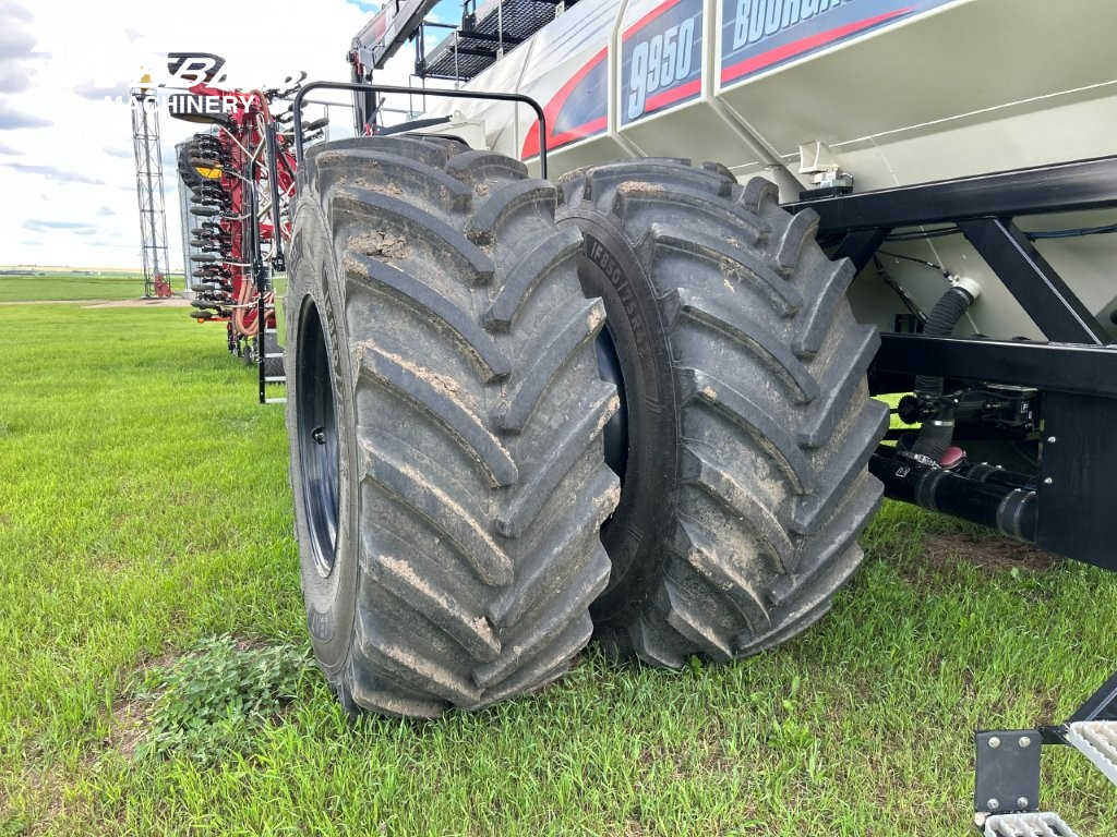 2025 Bourgault 3335-66PHD Air Drill