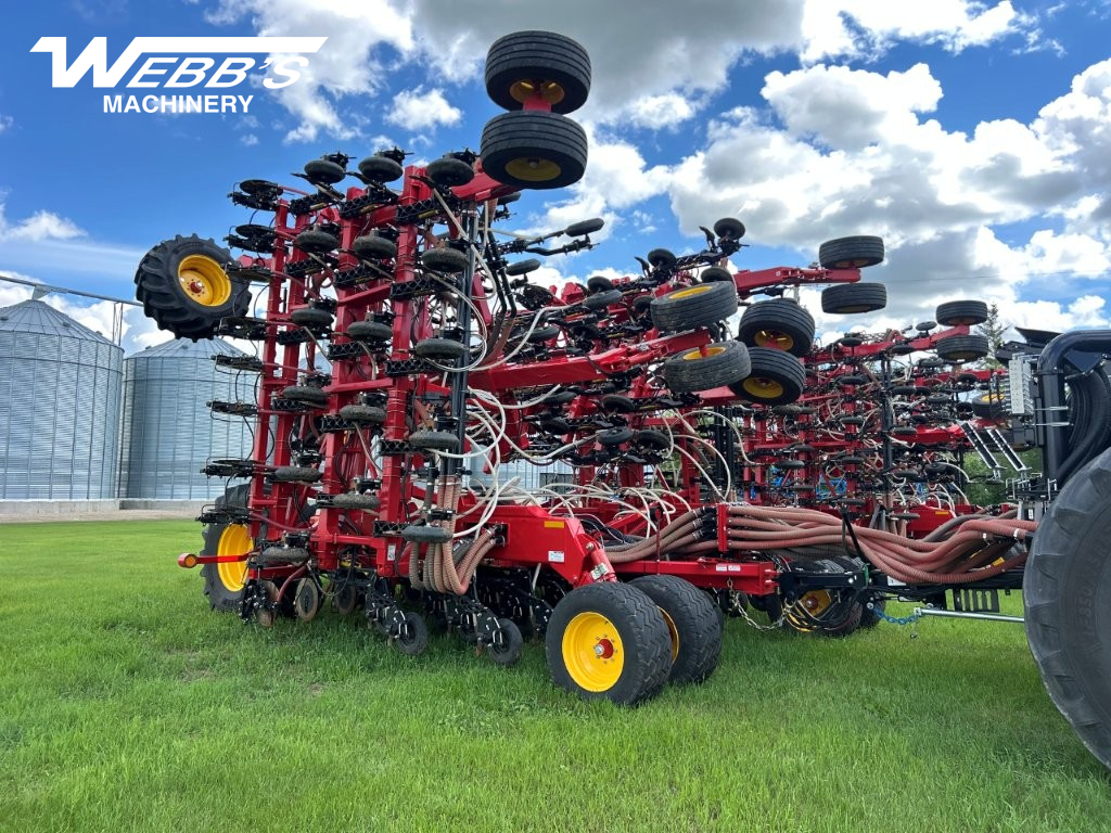 2025 Bourgault 3335-66PHD Air Drill
