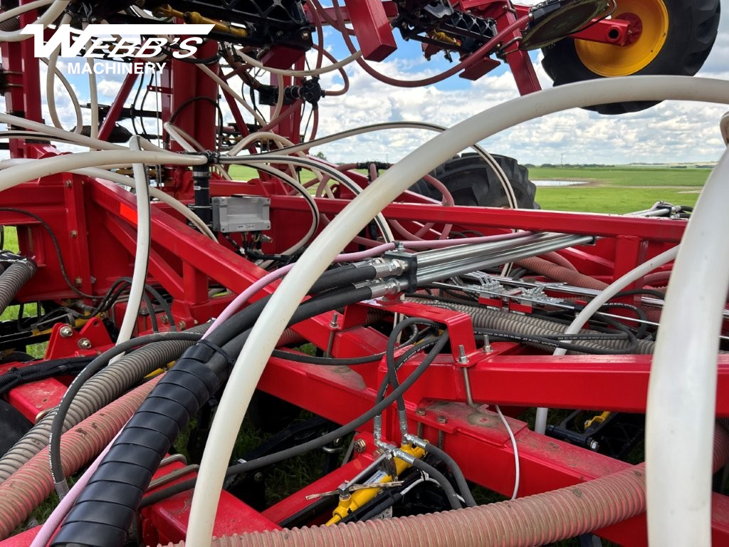 2025 Bourgault 3335-66PHD Air Drill