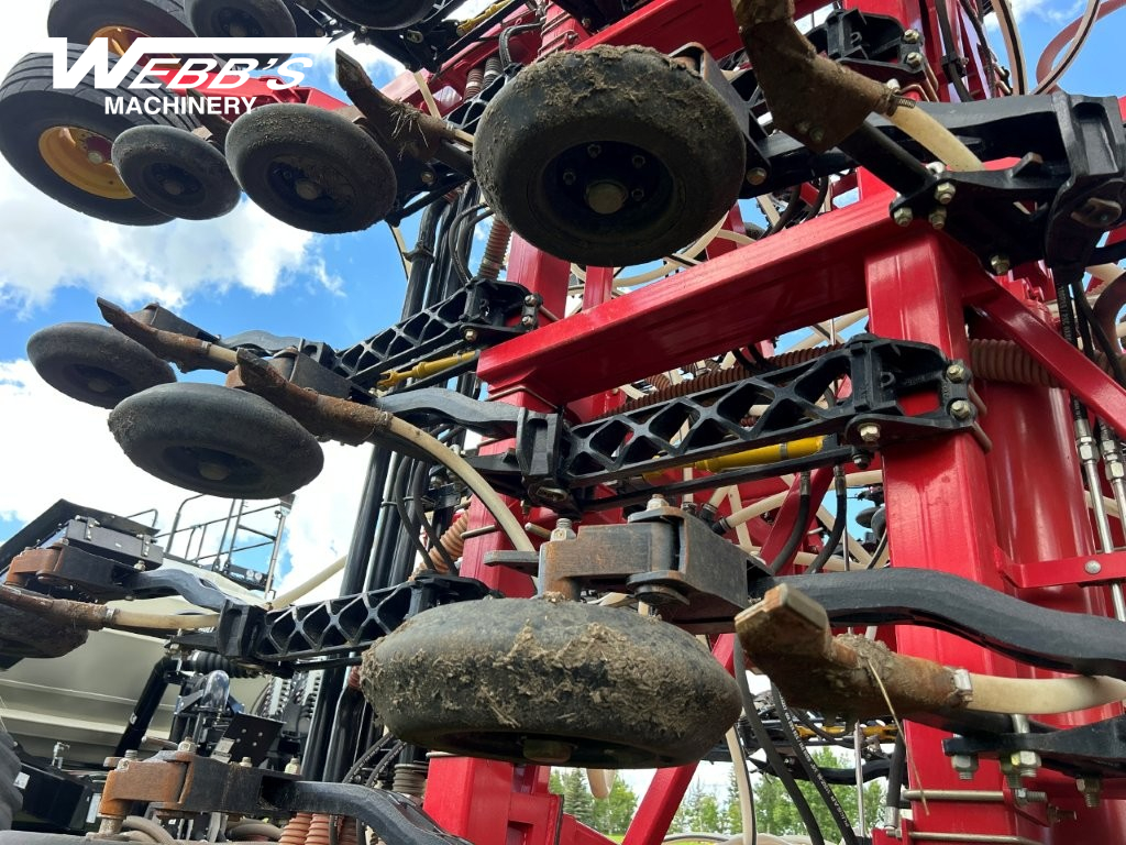 2025 Bourgault 3335-66PHD Air Drill