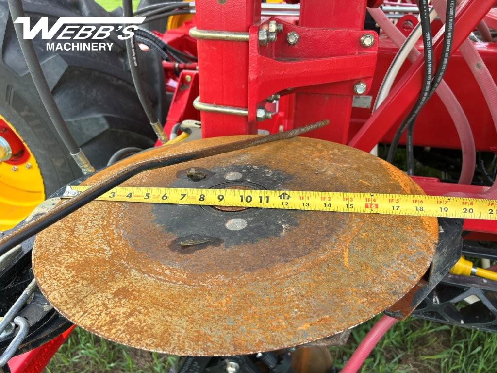 2025 Bourgault 3335-66PHD Air Drill