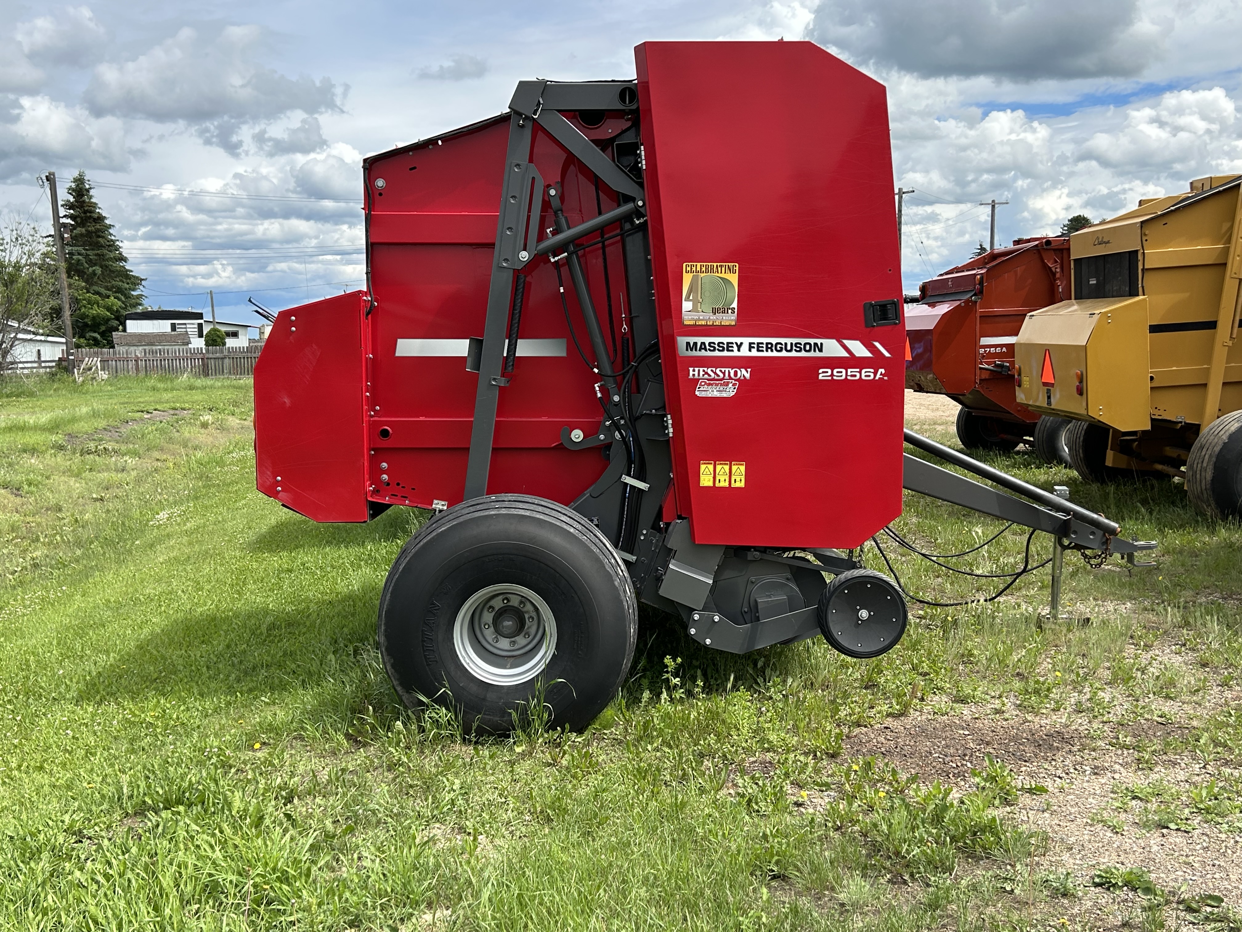 2016 Massey Ferguson 2956A Baler/Round