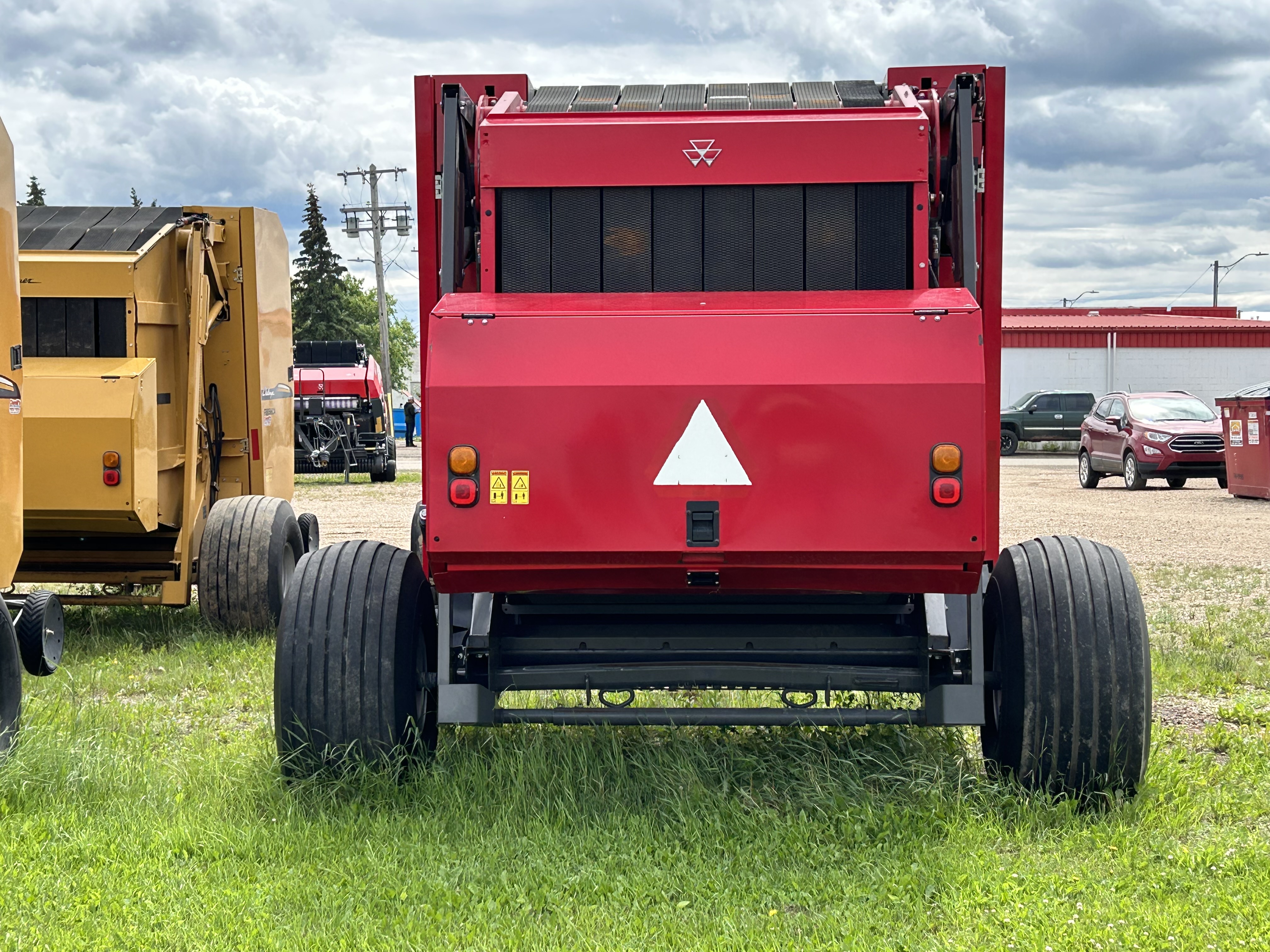 2016 Massey Ferguson 2956A Baler/Round