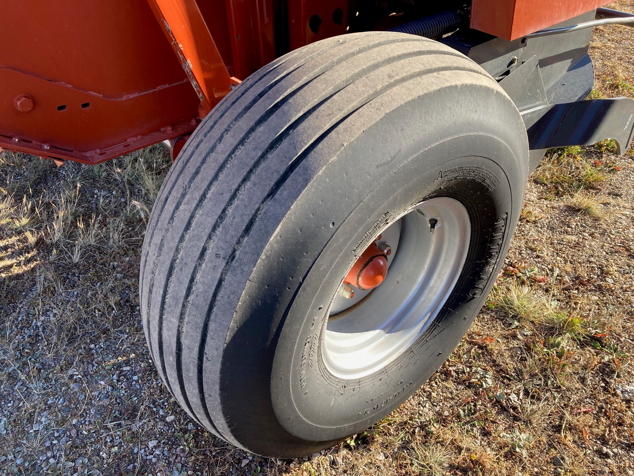 2009 Massey Ferguson 2756A Baler/Round