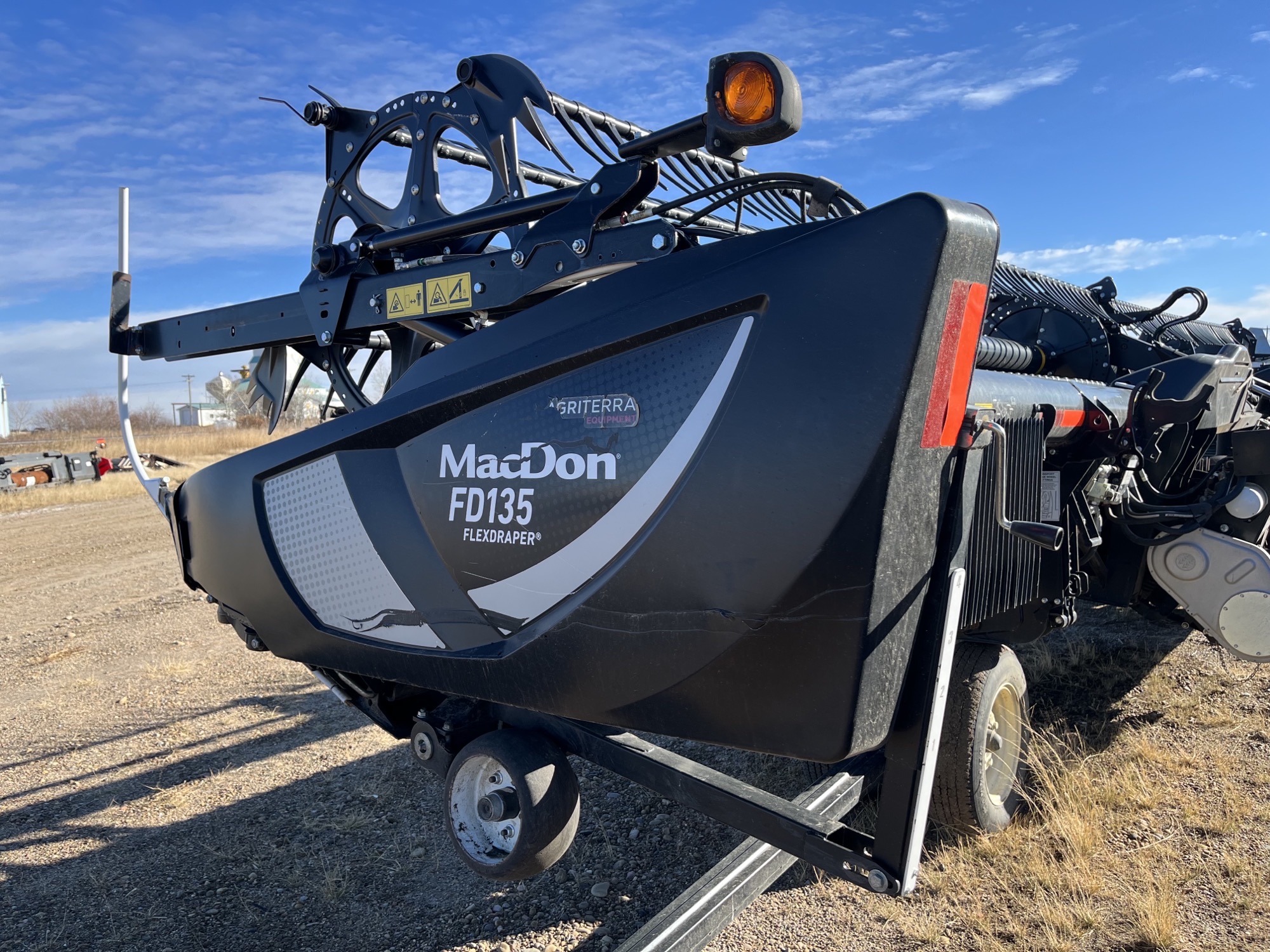 2018 MacDon FD135 Header Draper Flex