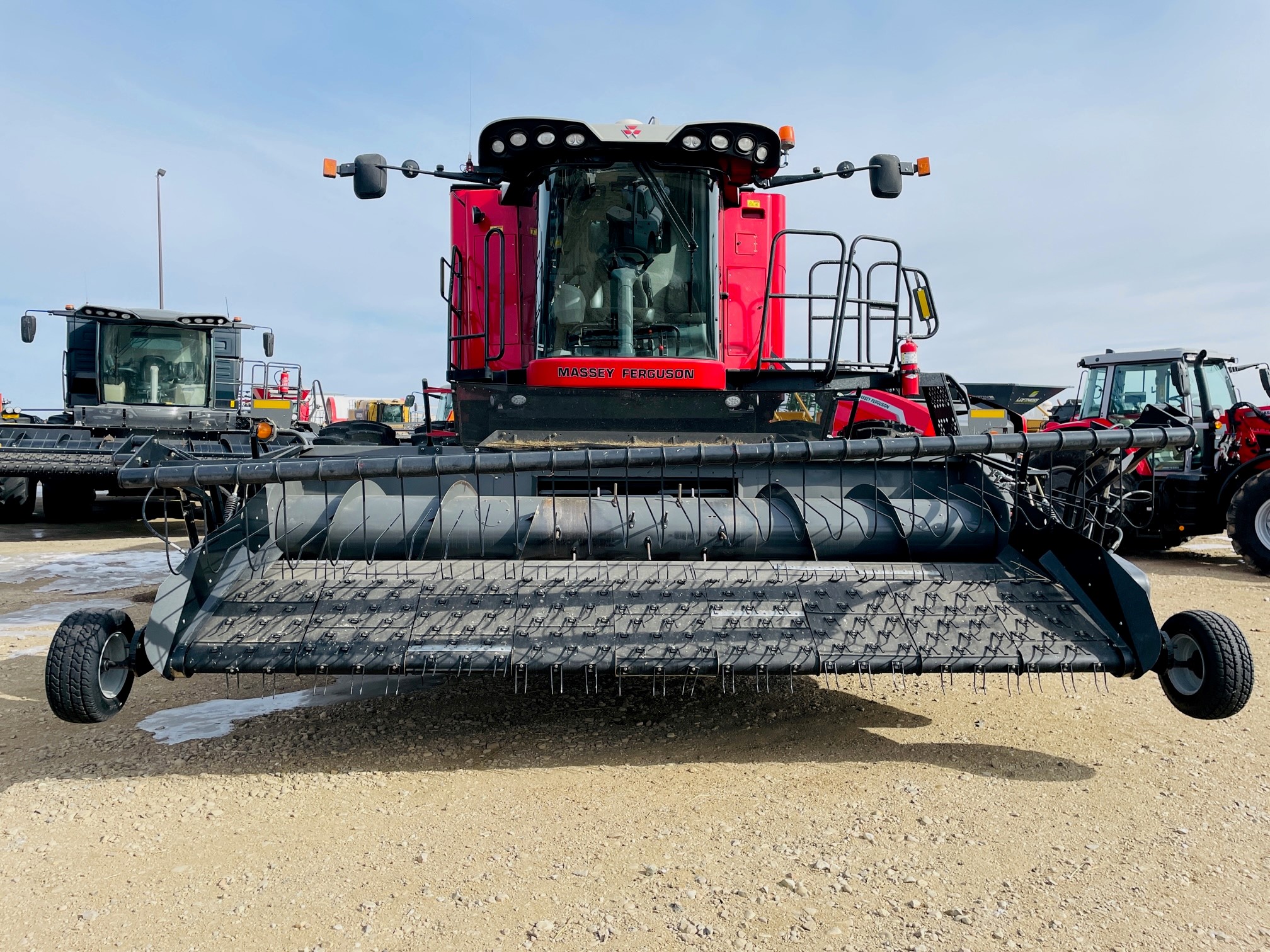 2015 Massey Ferguson 9565 Combine