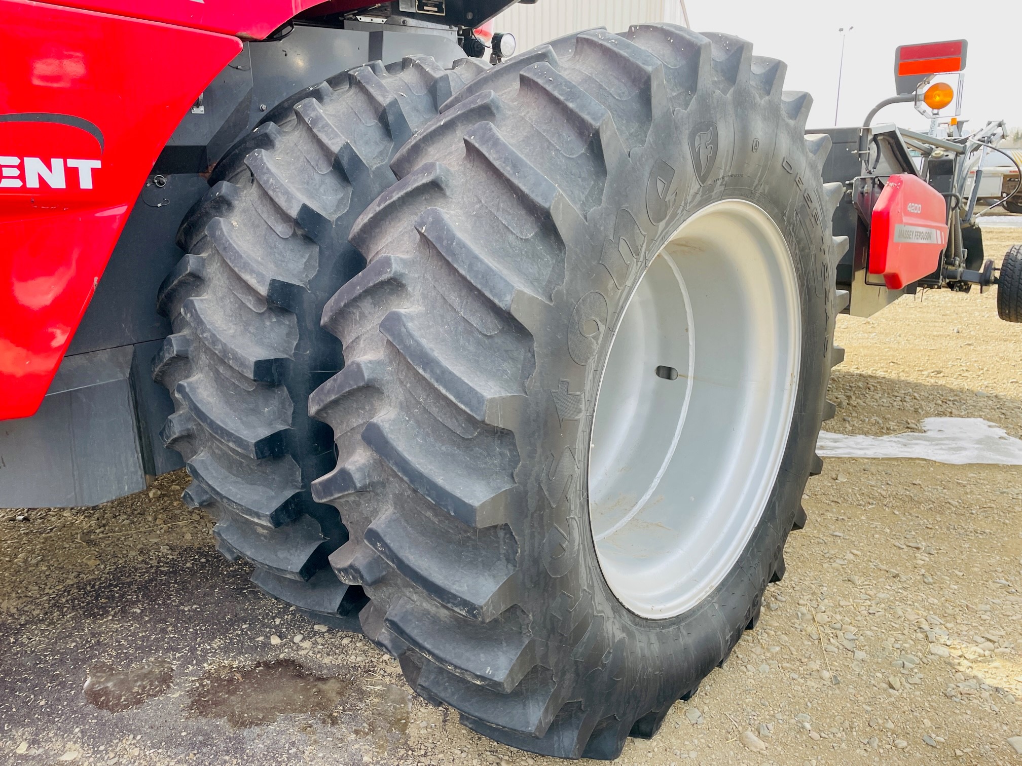 2015 Massey Ferguson 9565 Combine