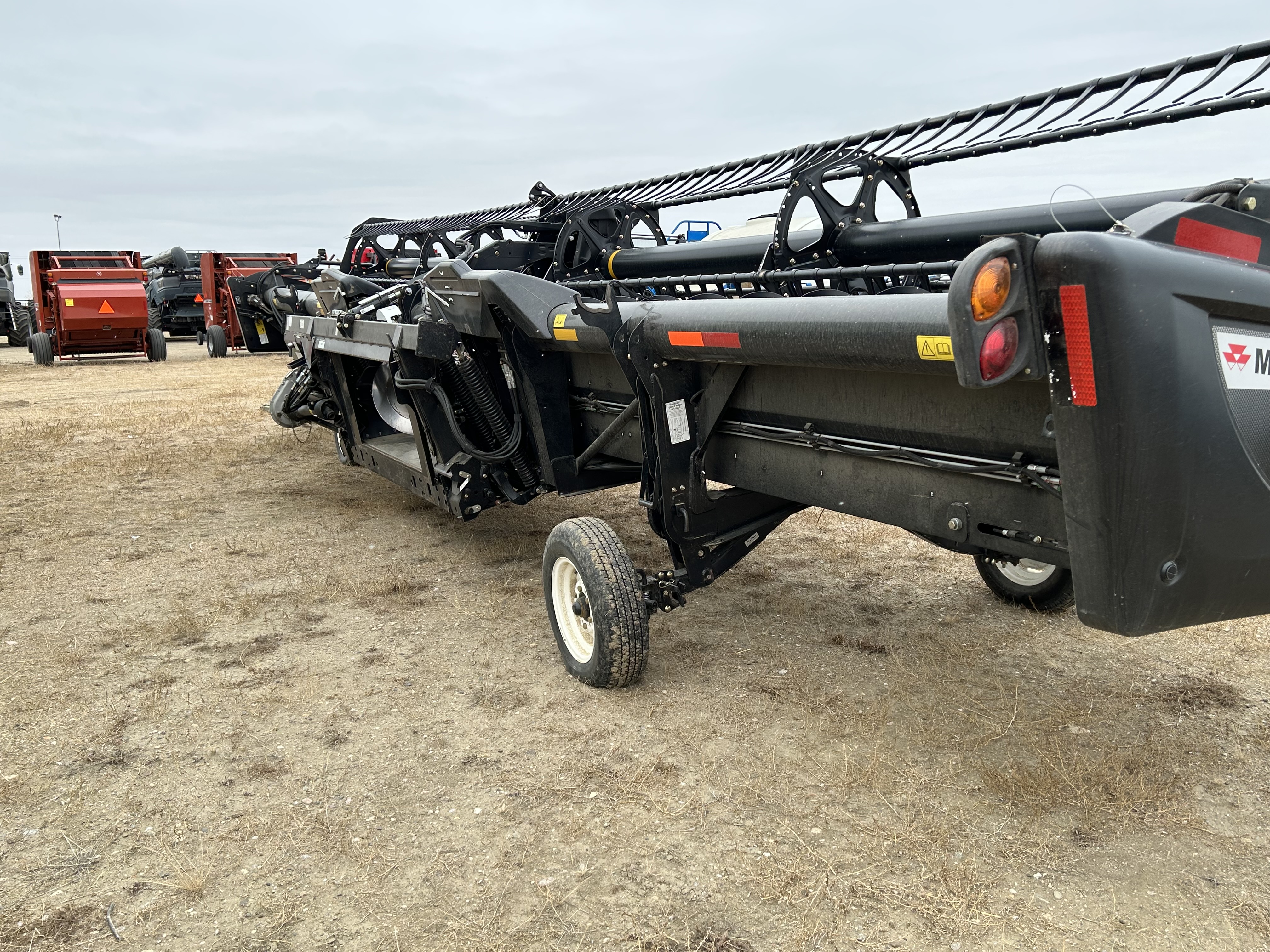 2016 MacDon FD75 Header Combine