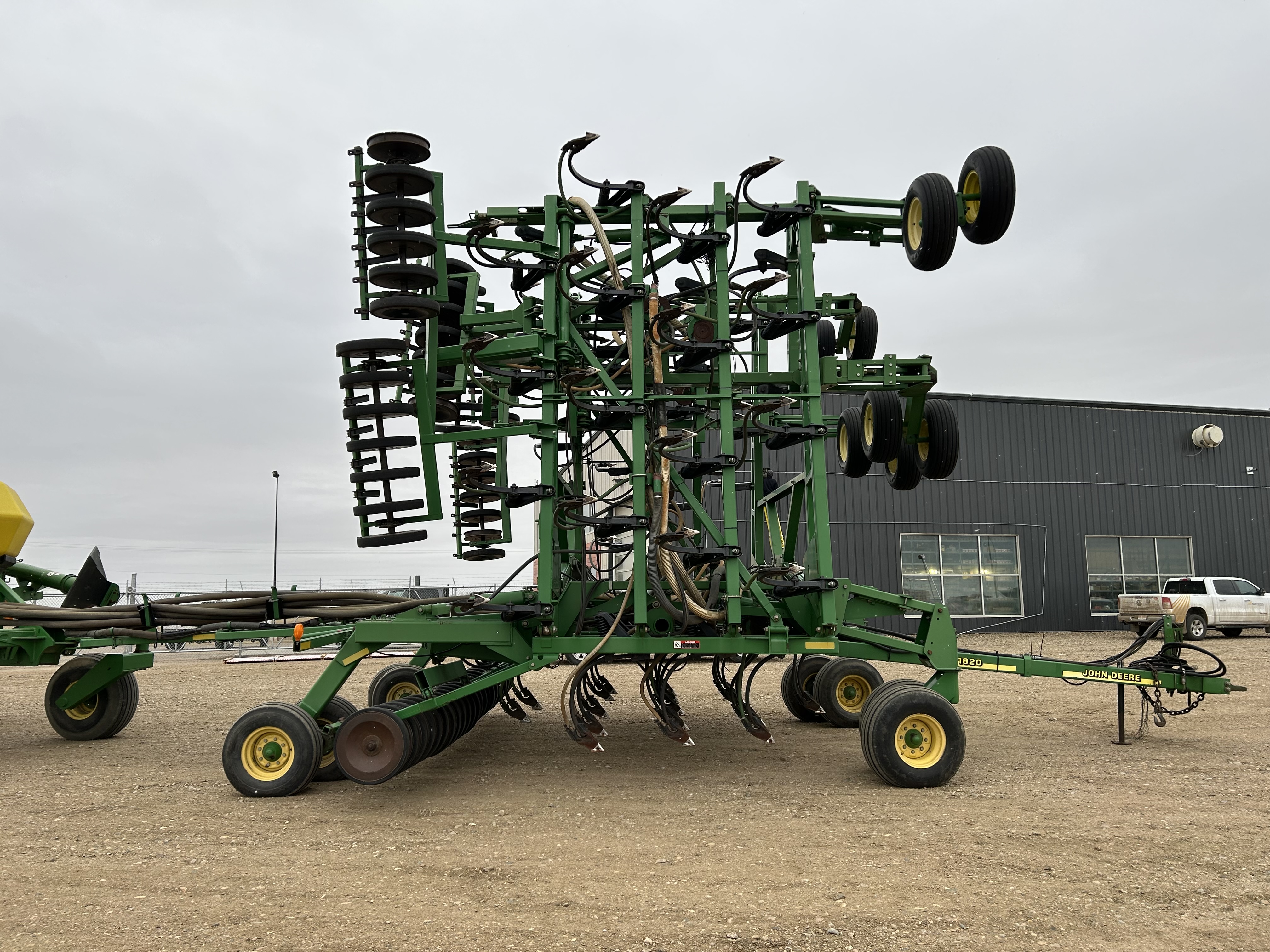 2000 John Deere 1820 Air Drill