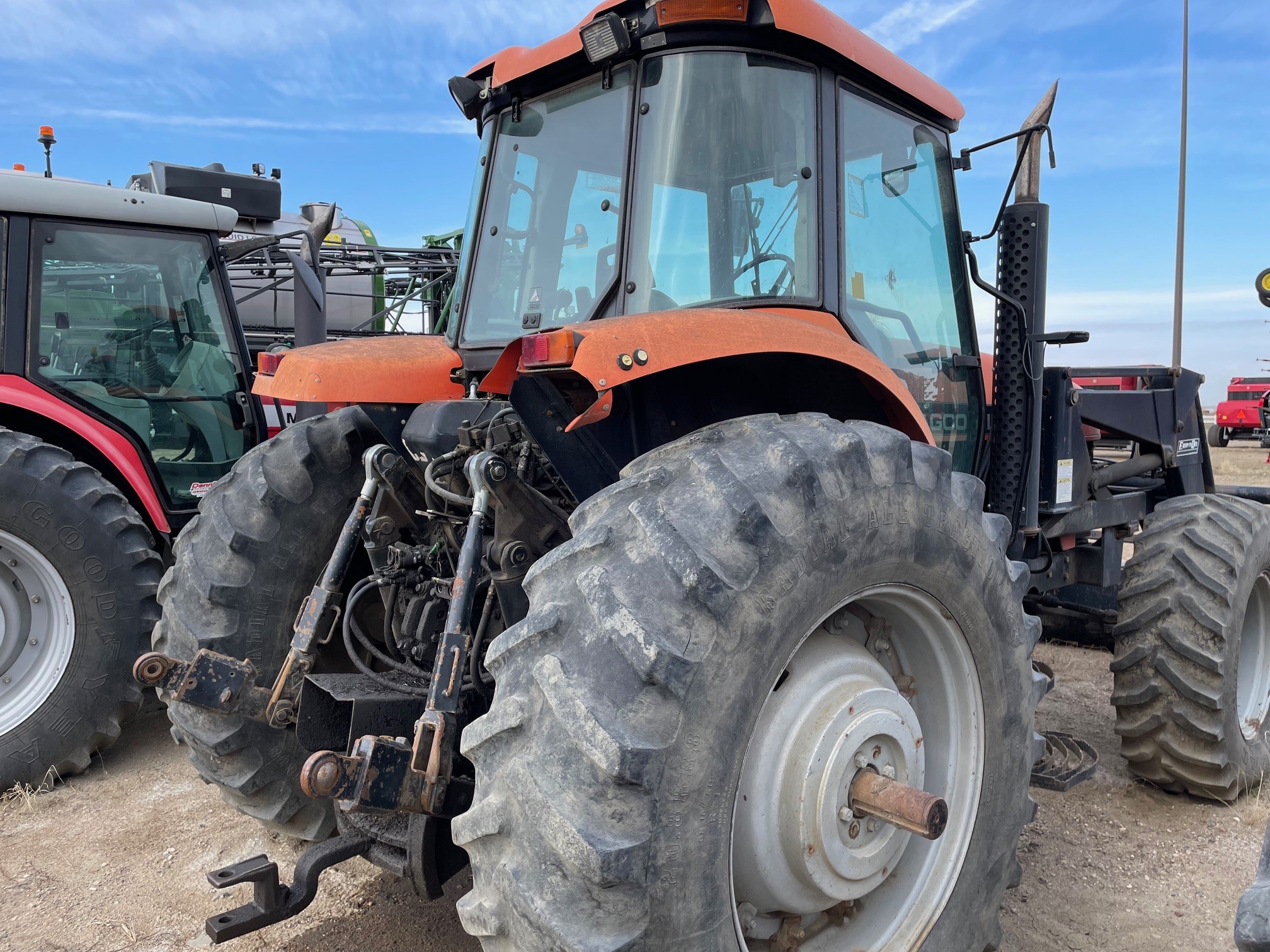 1998 AGCO Allis 9735 Tractor