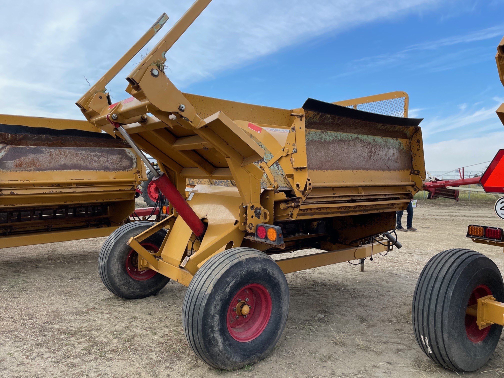 2015 Haybuster 2660 Bale Processor