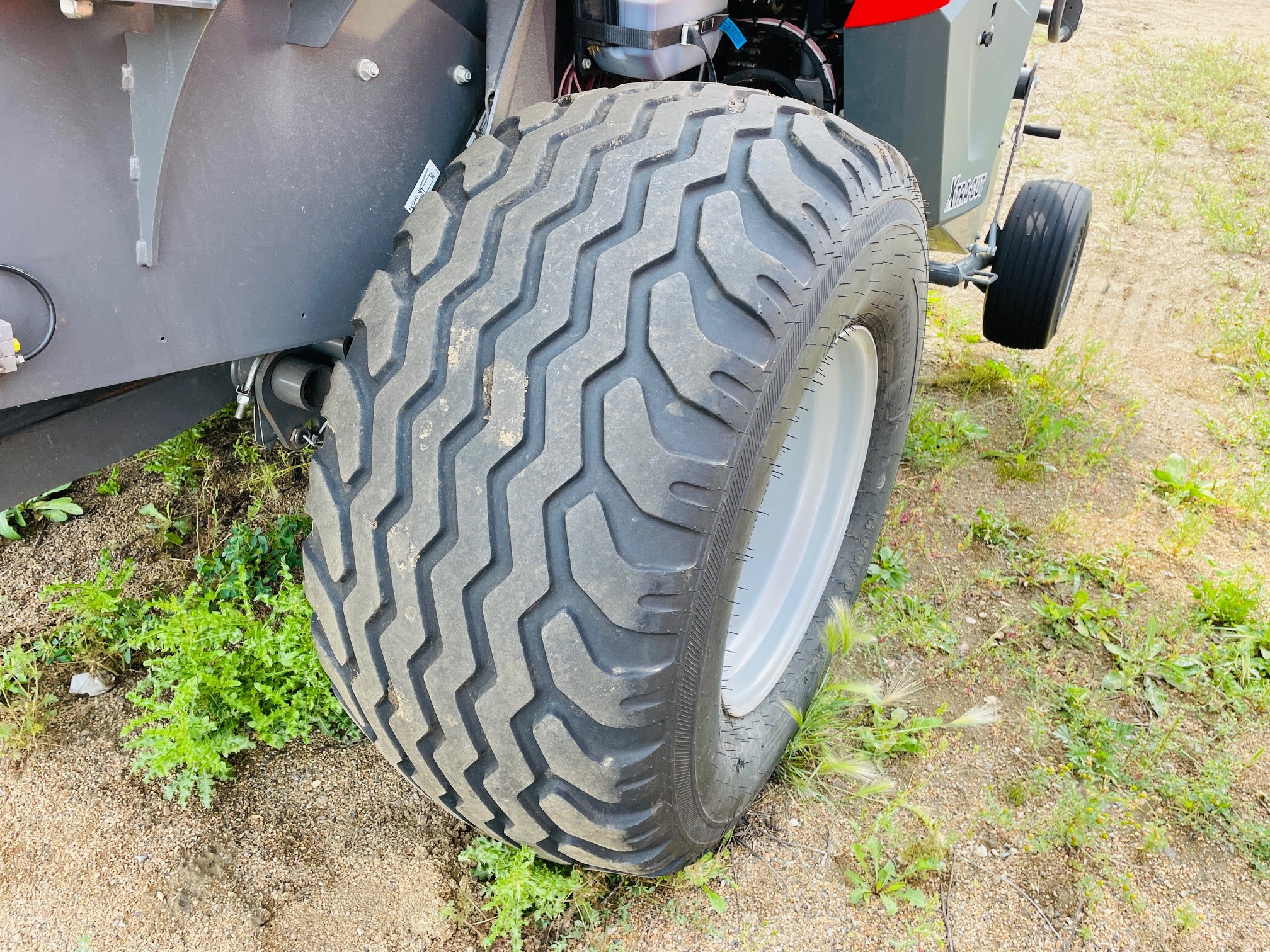 2022 Massey Ferguson 4180V Baler/Round