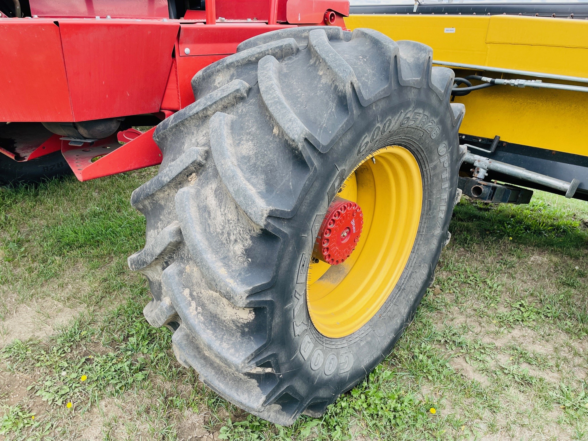 2013 New Holland H8040 Swather