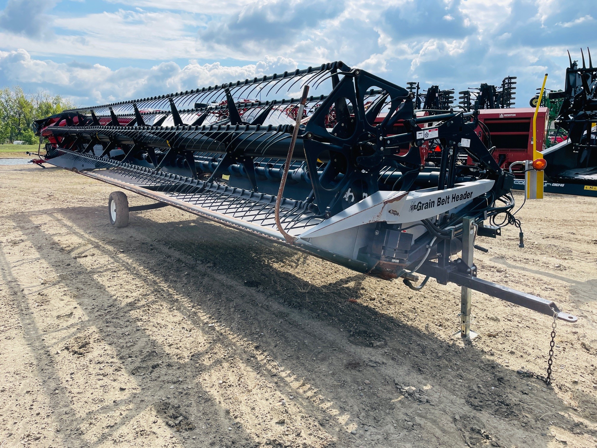 2012 Honey Bee SP36 Header Combine