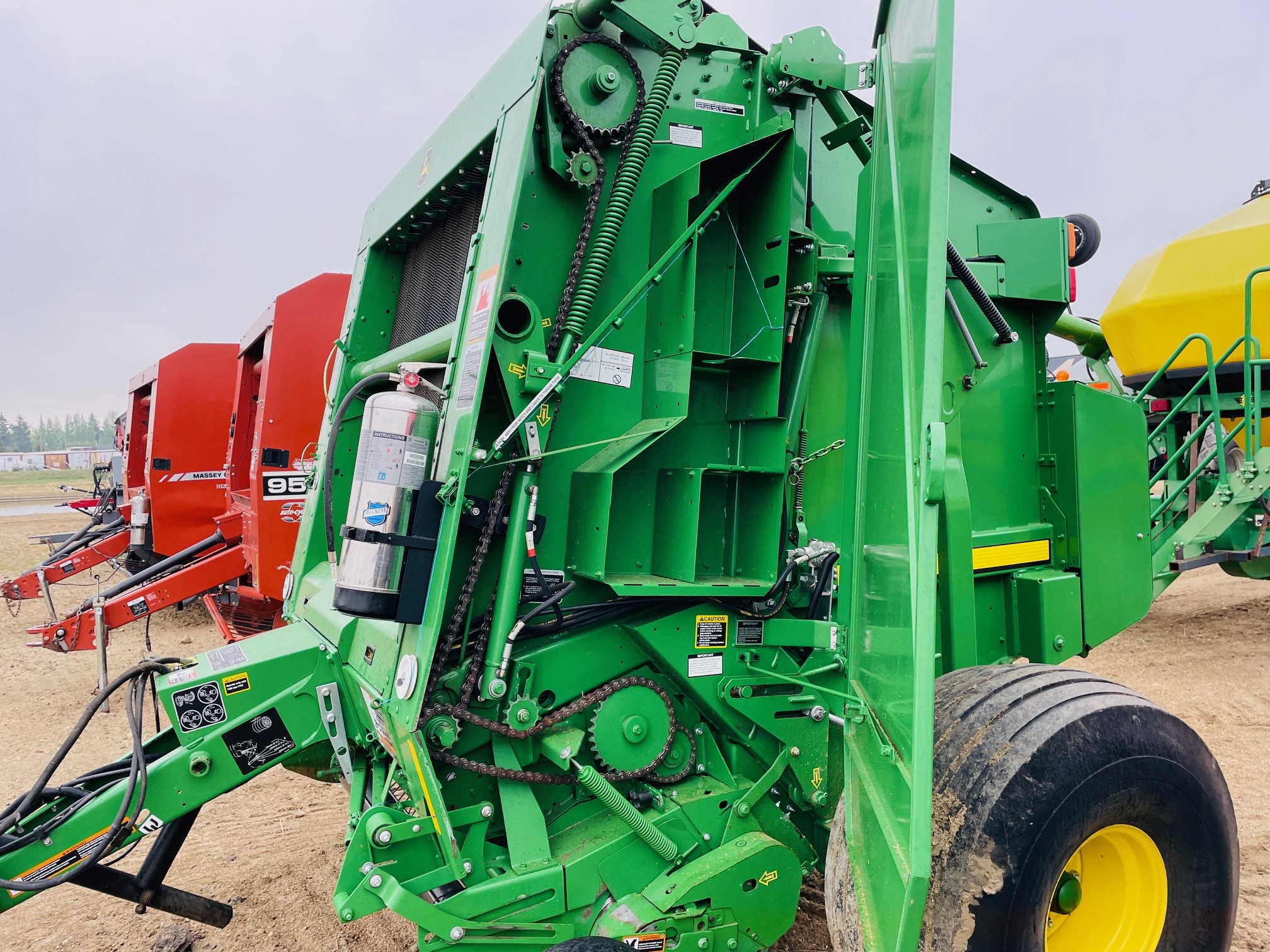 2015 John Deere 569 Baler/Round