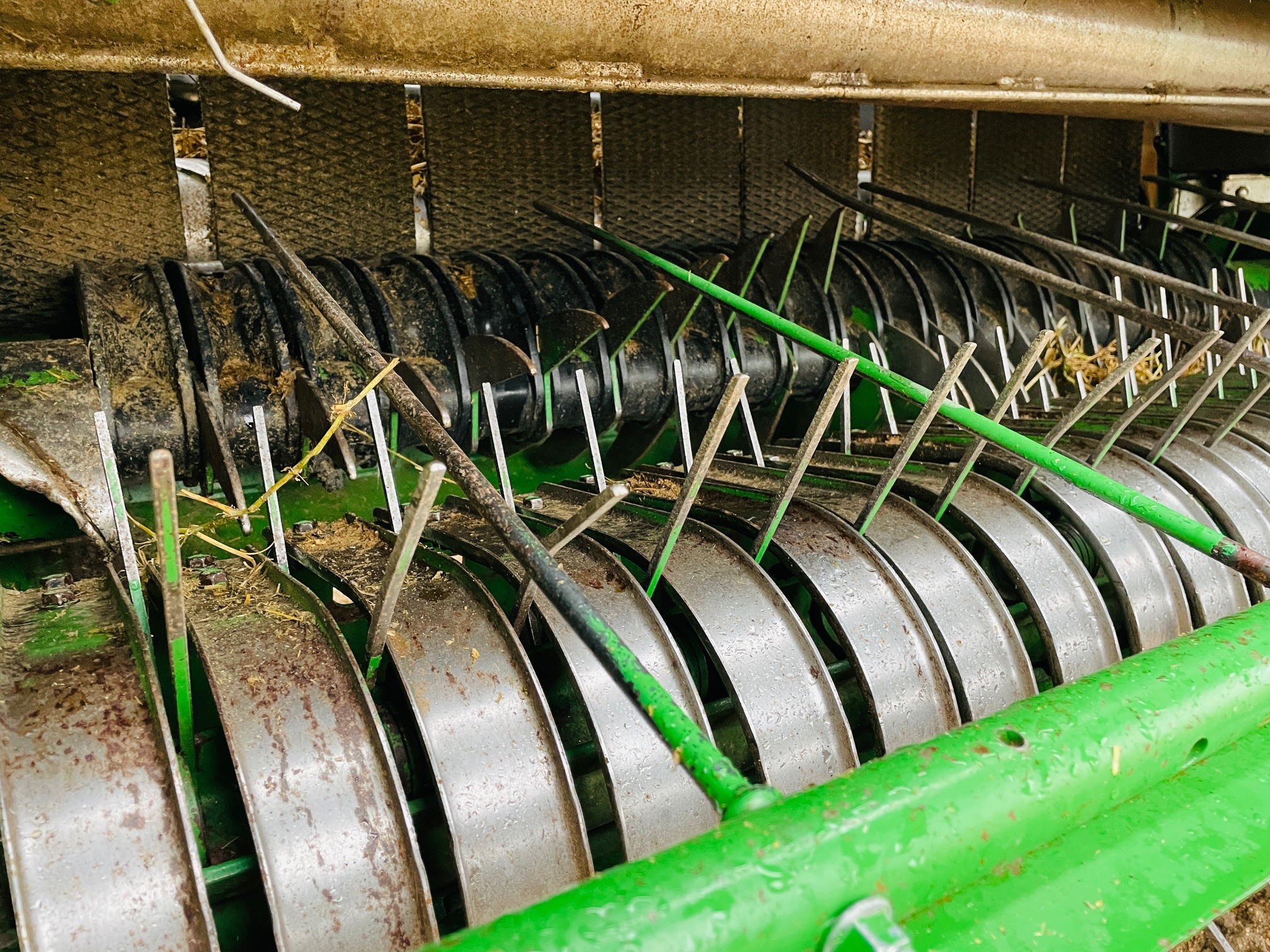 2015 John Deere 569 Baler/Round