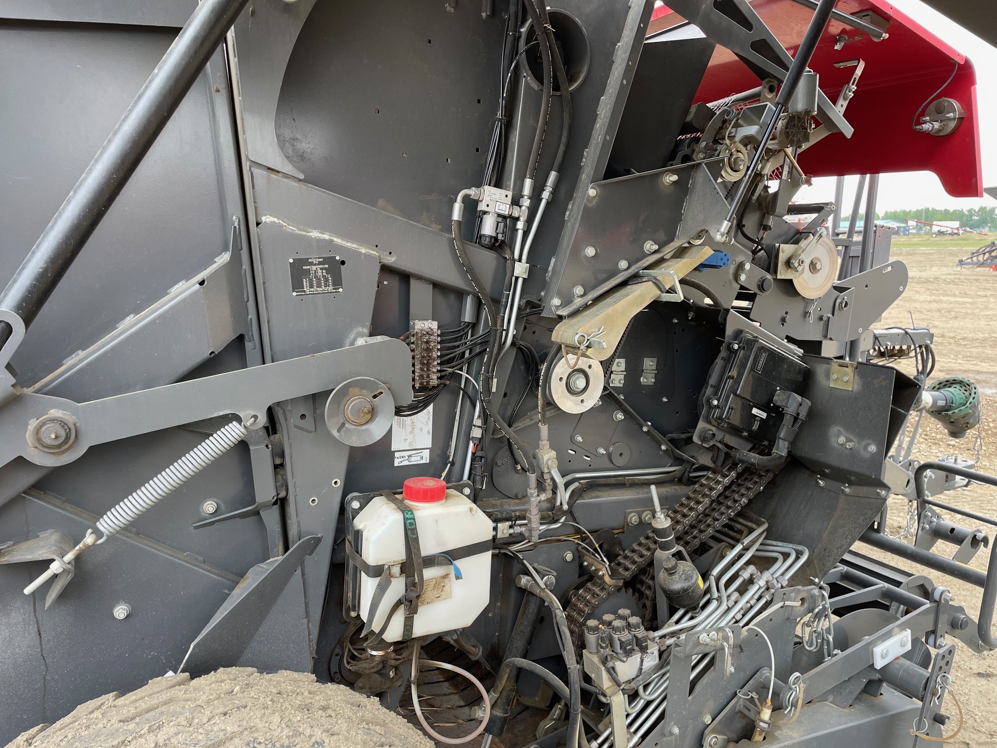 2022 Massey Ferguson 4180V Baler/Round