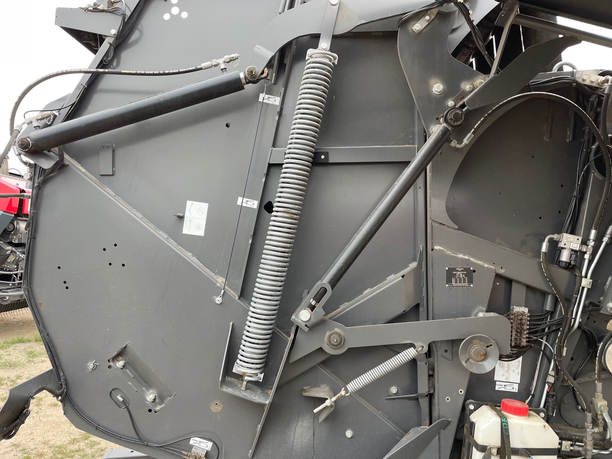 2022 Massey Ferguson 4180V Baler/Round