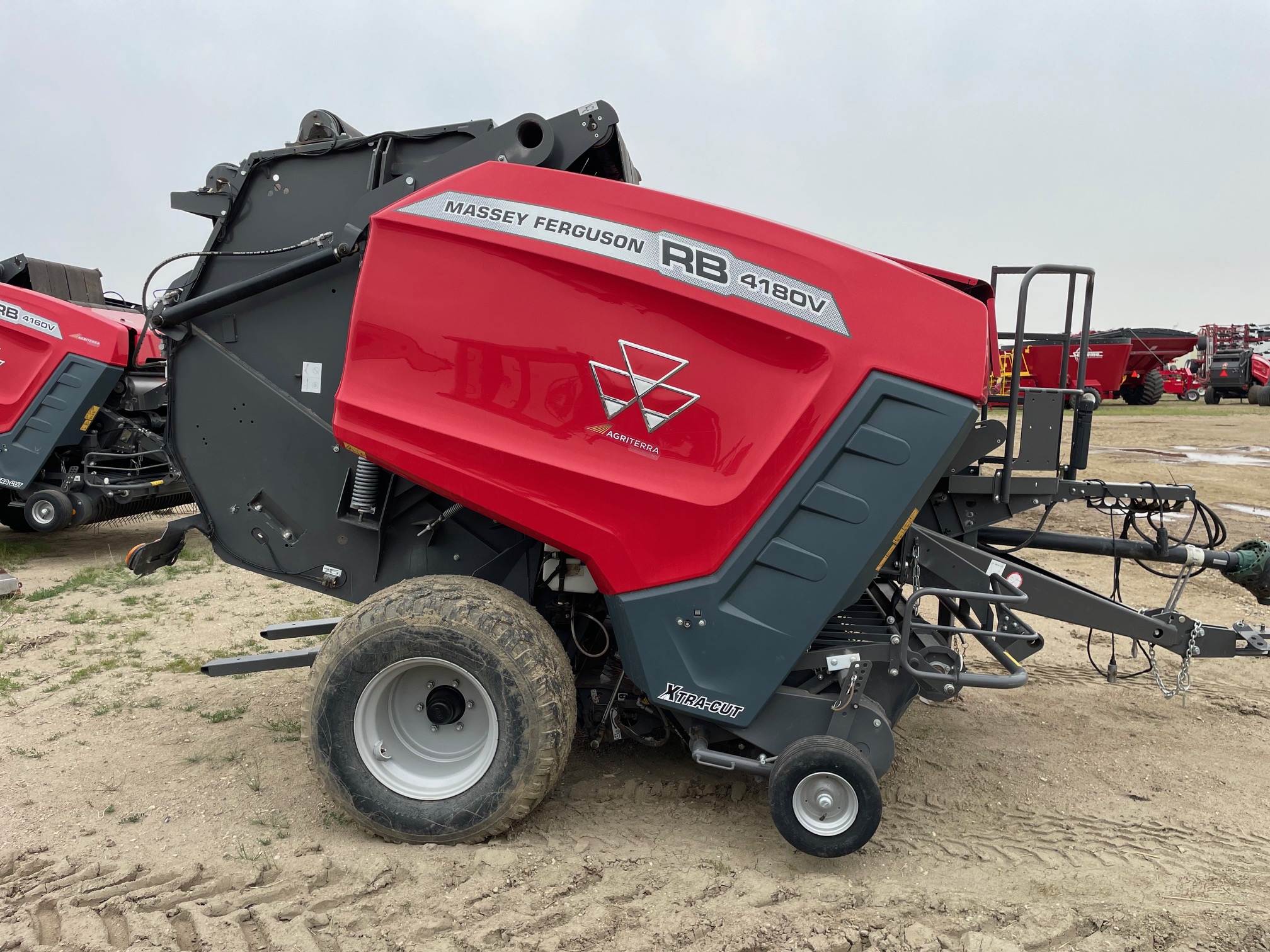 2022 Massey Ferguson 4180V Baler/Round