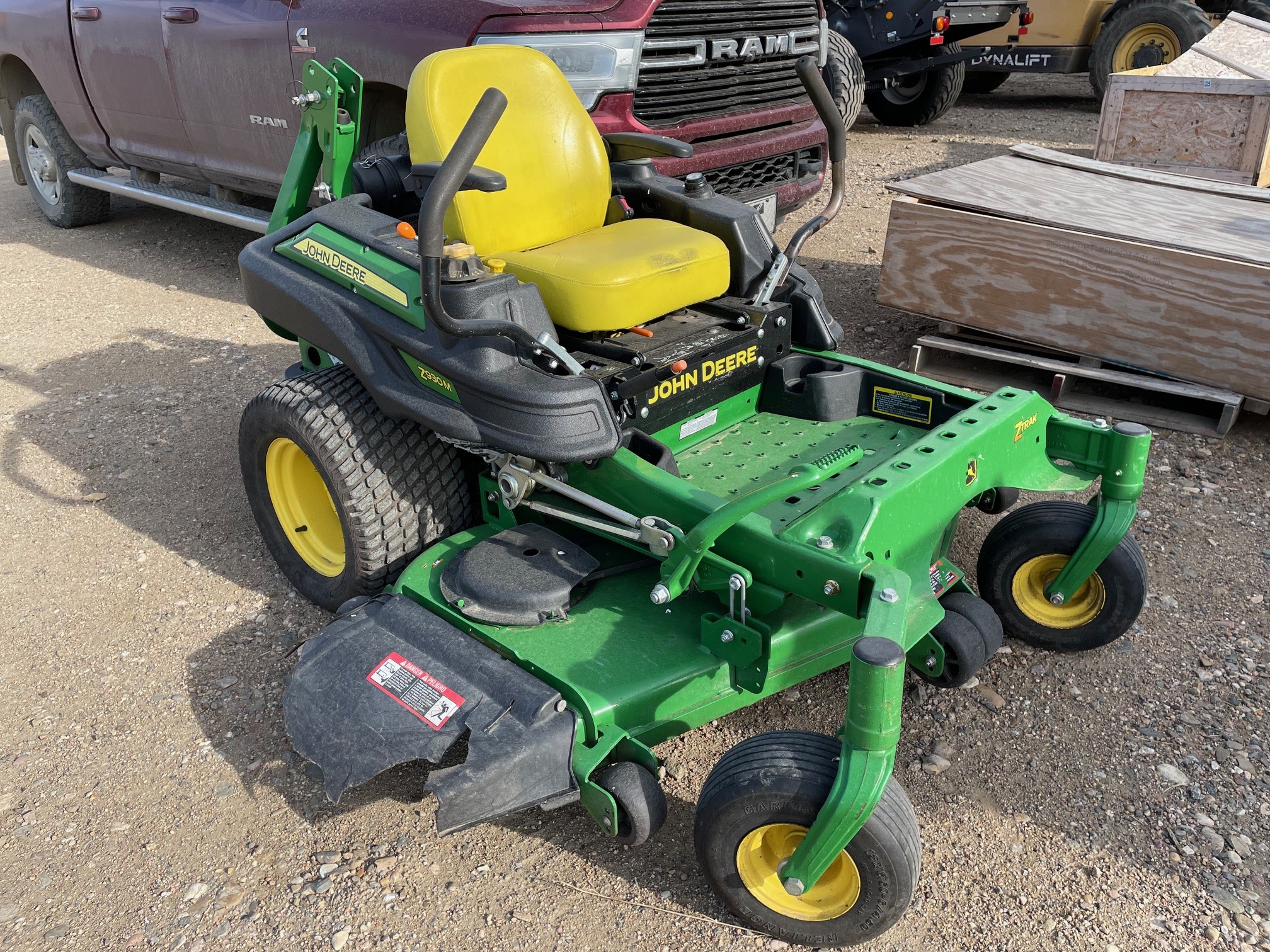 2015 John Deere Z930M Mower/Zero Turn