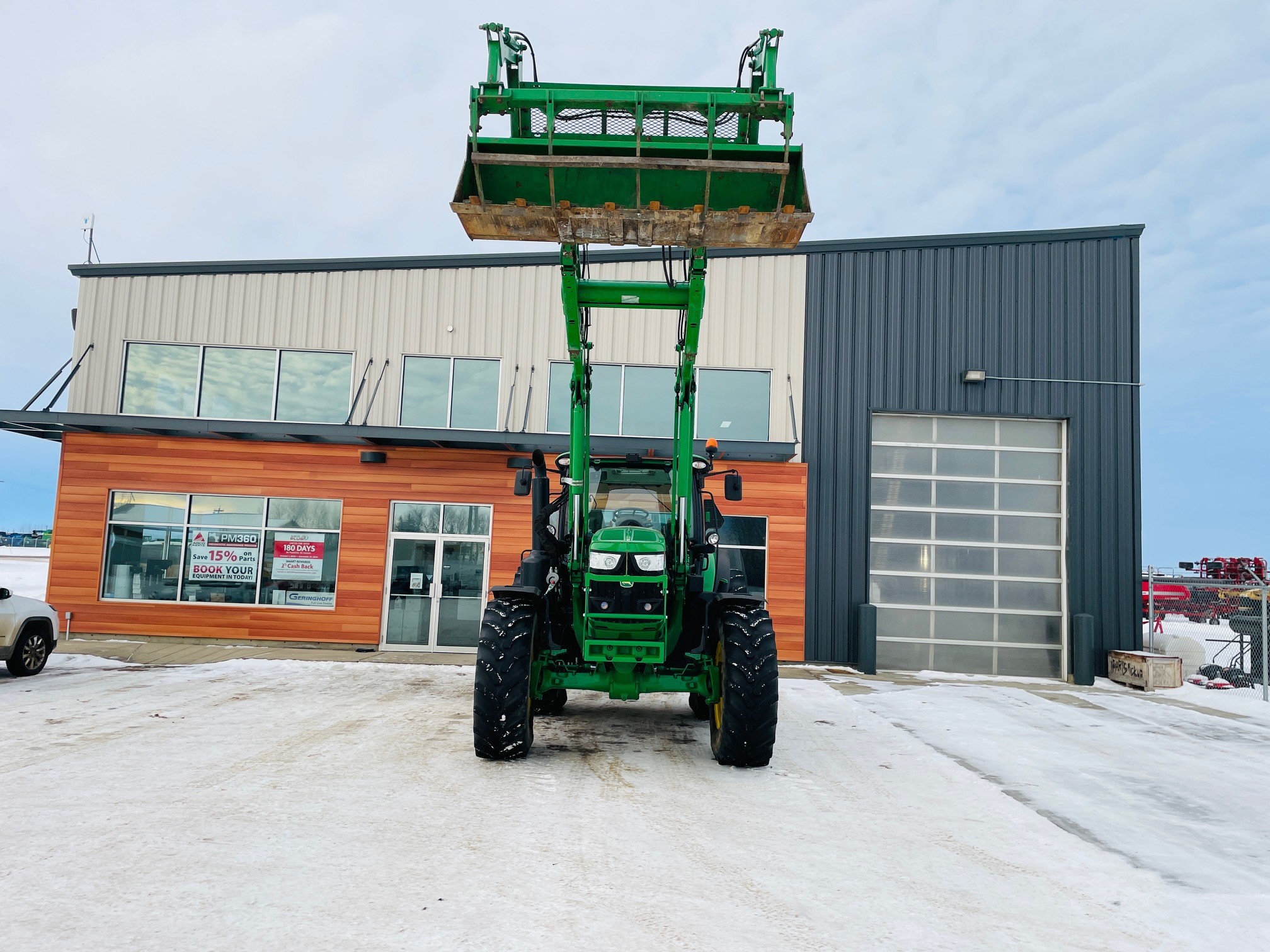 2019 John Deere 6175R Tractor