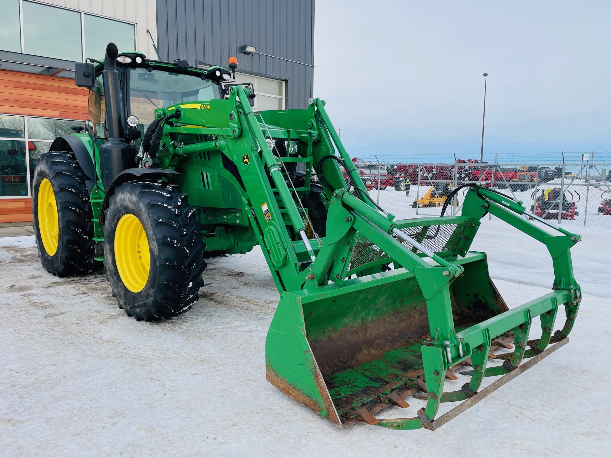 2019 John Deere 6175R Tractor