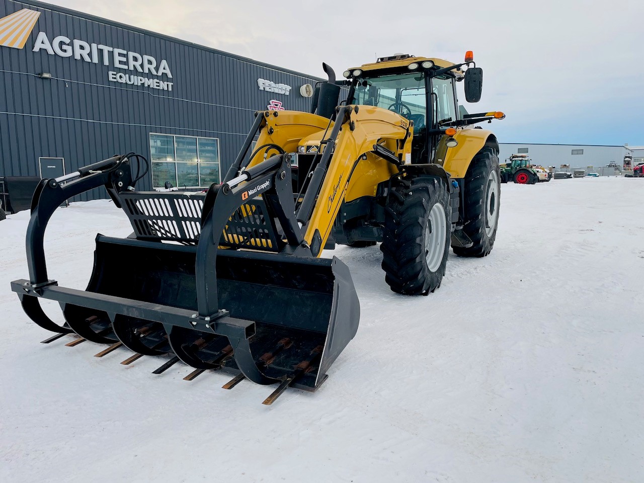 2019 Challenger MT565E Tractor