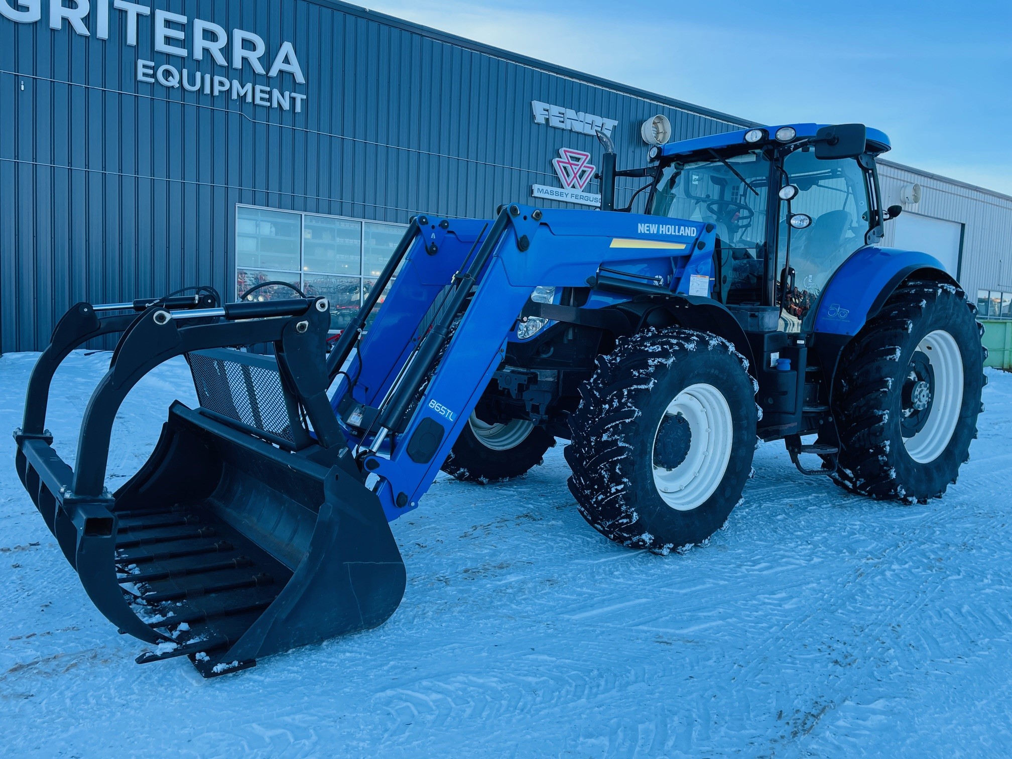 2014 New Holland T7.245 Tractor Loader