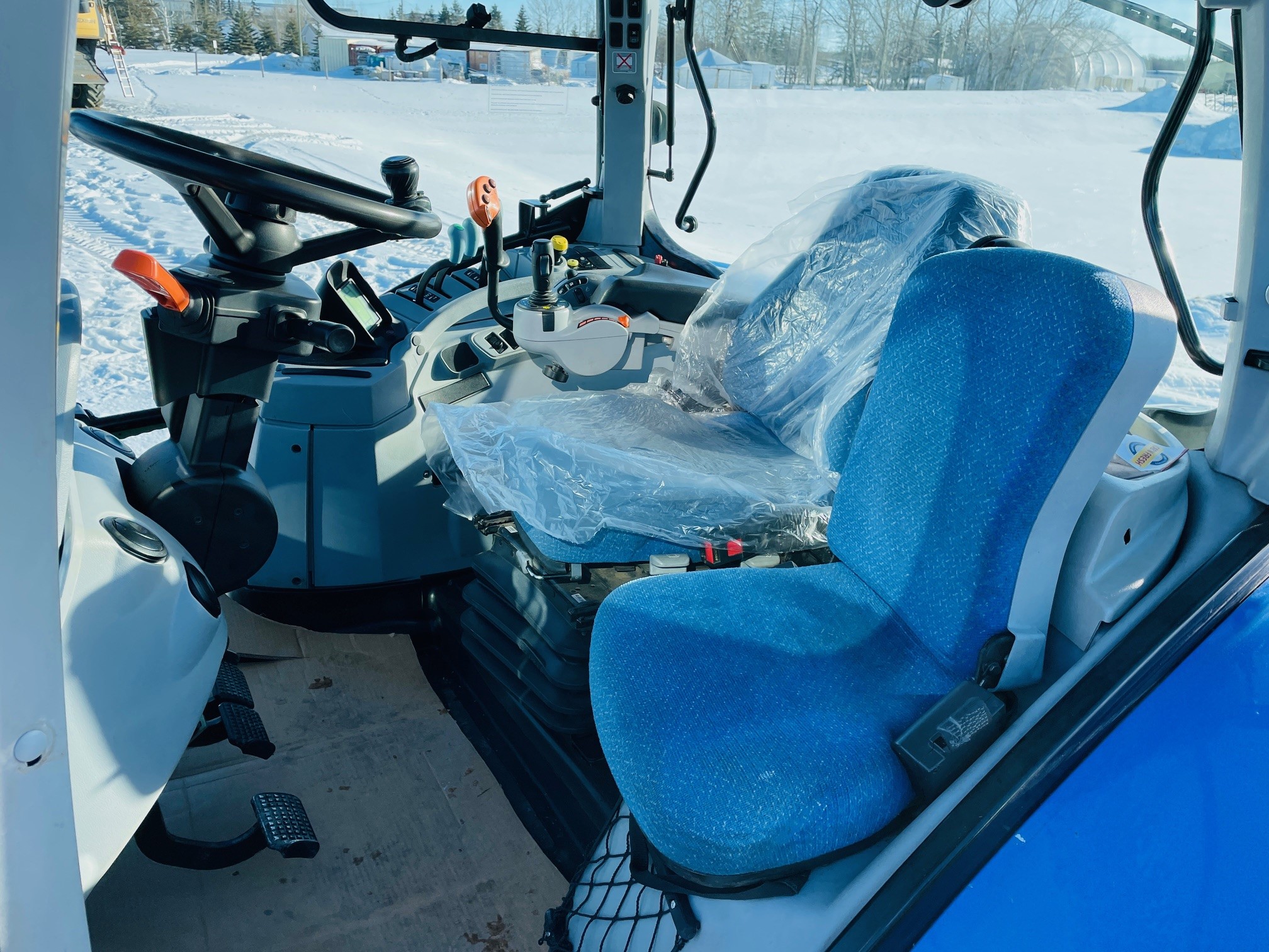 2014 New Holland T7.245 Tractor Loader