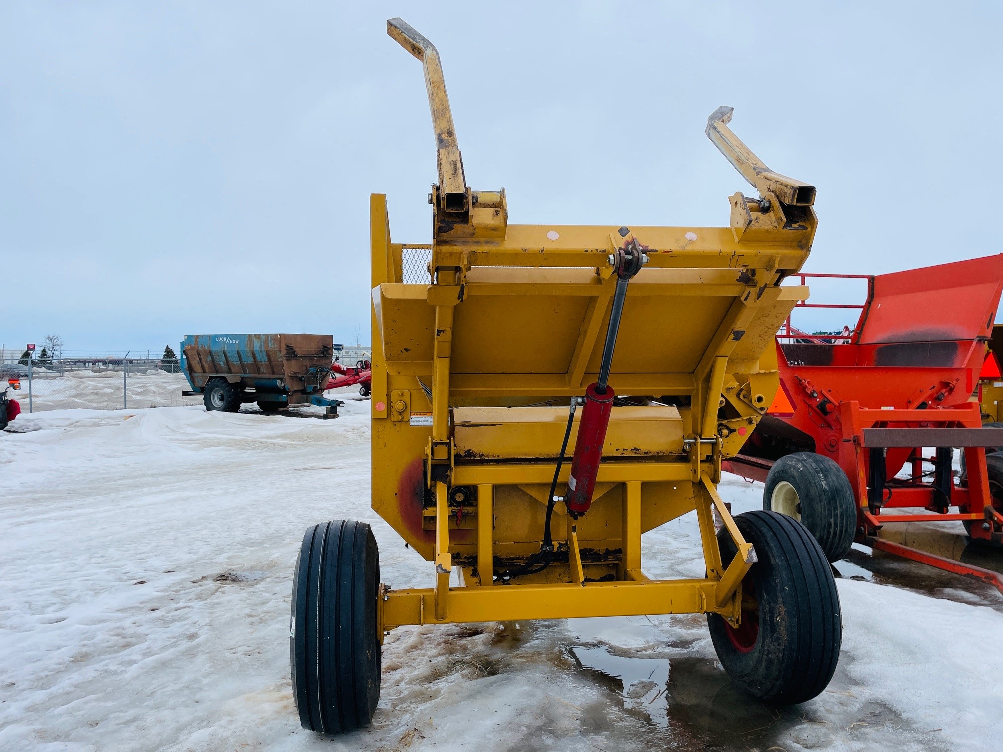 2007 Haybuster 2650 Bale Processor