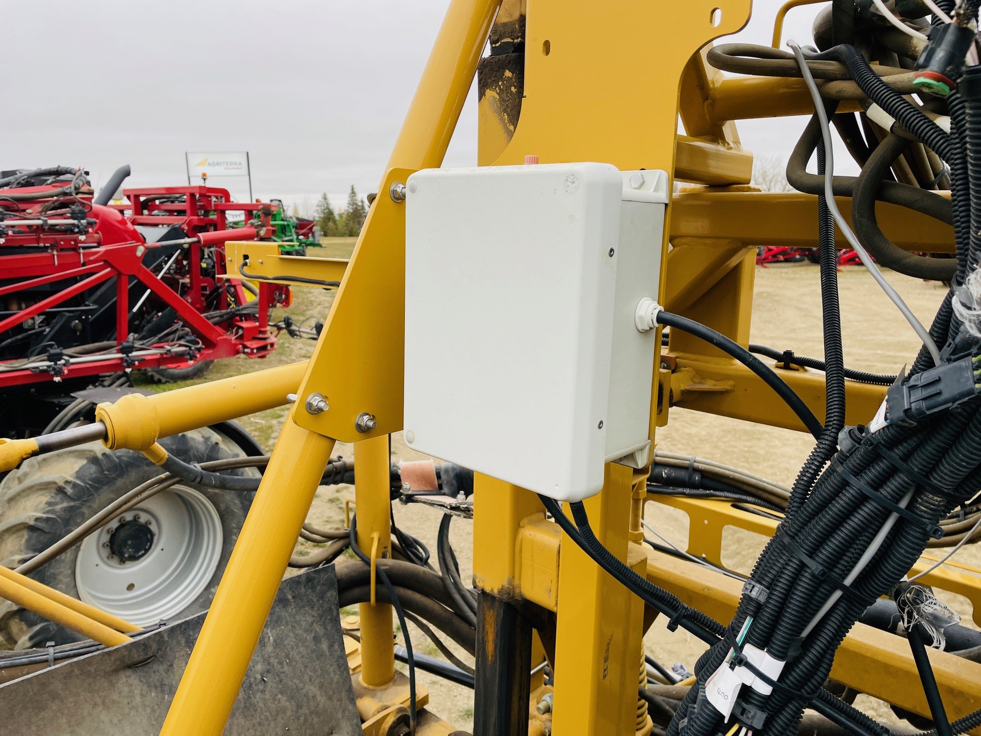 2012 RoGator RG1100 Sprayer