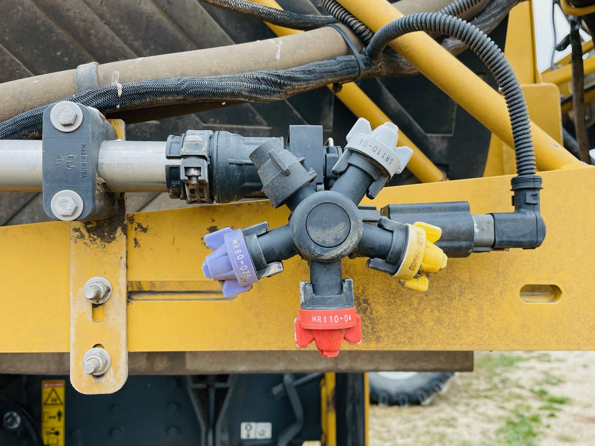 2012 RoGator RG1100 Sprayer